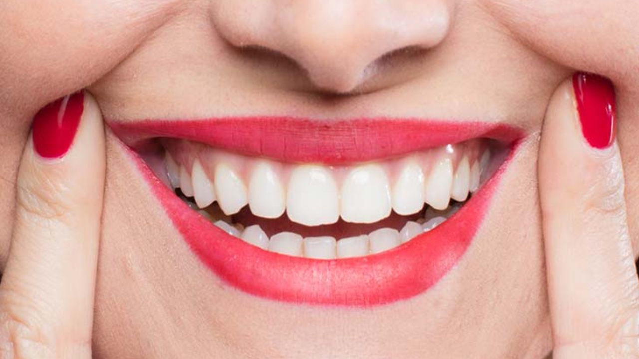 Why OEM/ODM Services are Advantageous for Your Teeth Whitening Products